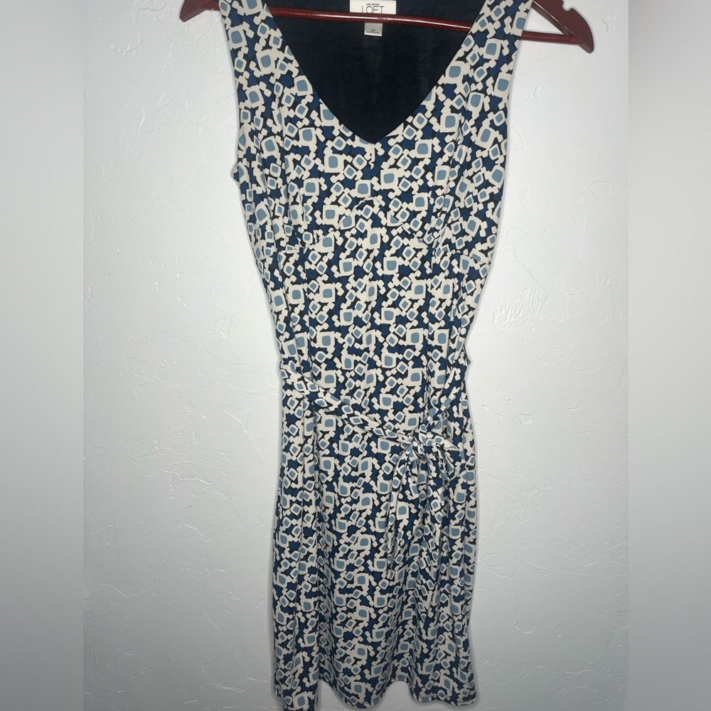 LOFT Blue and White‎ Geometric Mini Dress 2 Petite